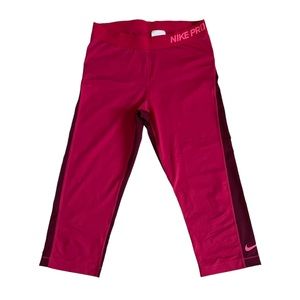 NIKE PRO CROPPED PANTS | SIZE: LARGE